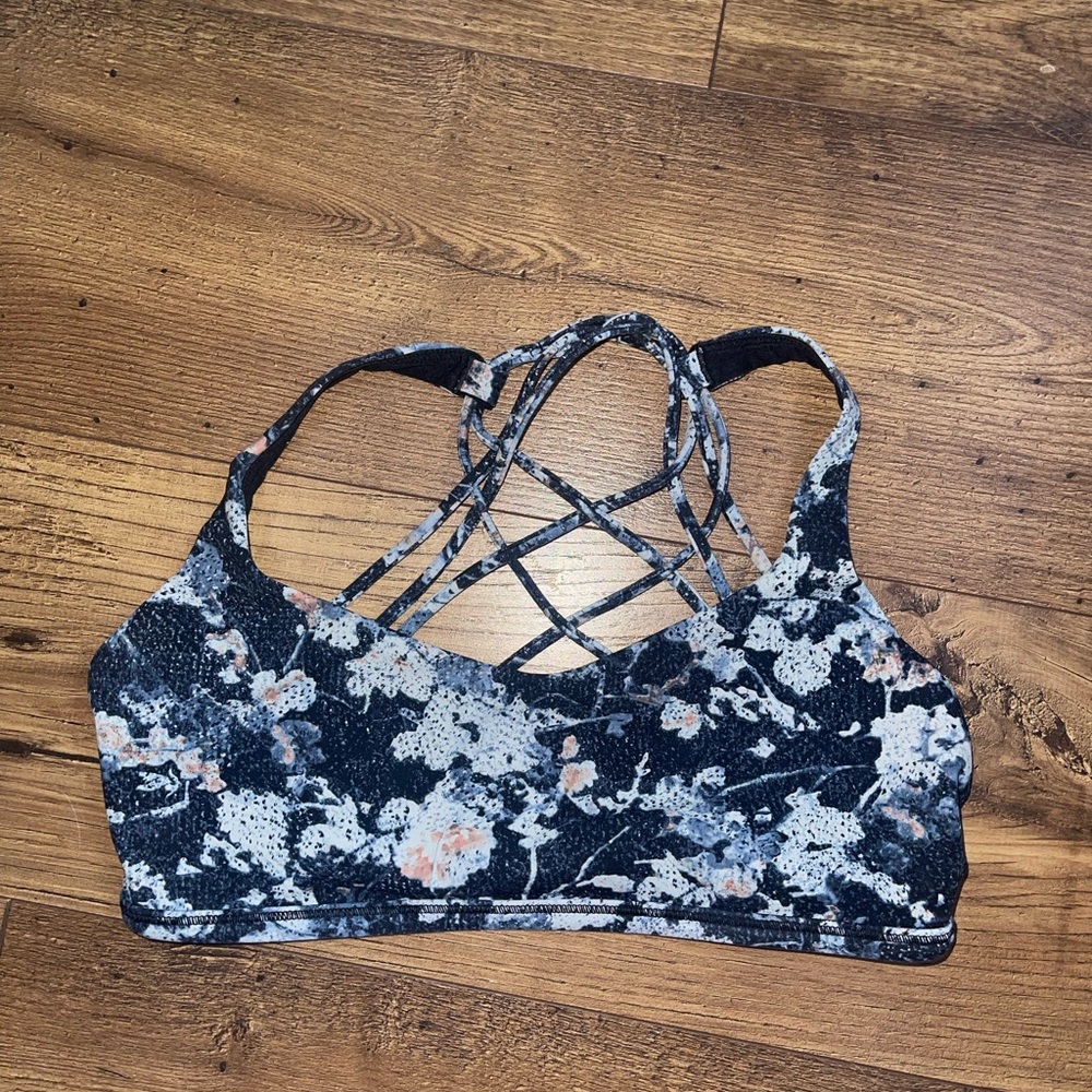 Lululemon Sports Bra